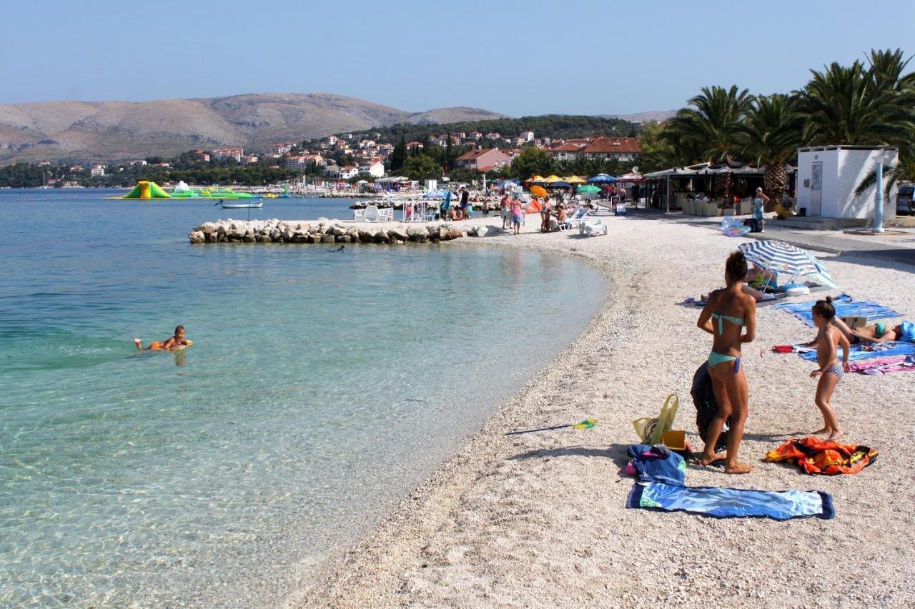 Apartments By The Sea Okrug Gornji, Ciovo - 1069 Trogir Dış mekan fotoğraf