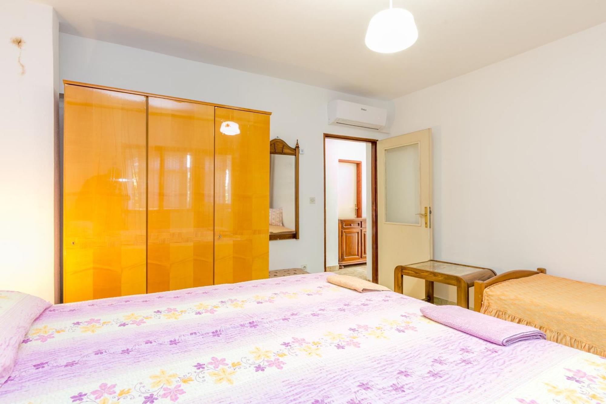 Apartments By The Sea Okrug Gornji, Ciovo - 1069 Trogir Oda fotoğraf